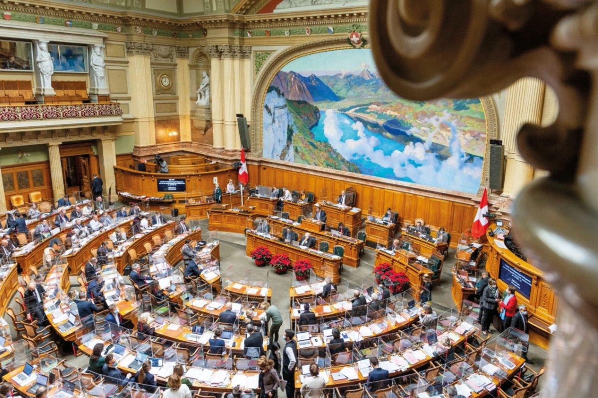Grosse Anziehungskraft: 1341 Personen aus dem Kanton Zürich wollen in den Nationalrat. Die zurzeit 35 Zürcher Sitze belegen SVP (10)
