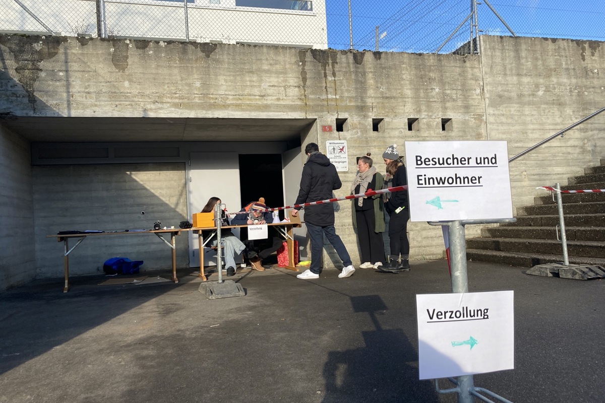 Diese Fotos zeigen die Staatsgewalt …