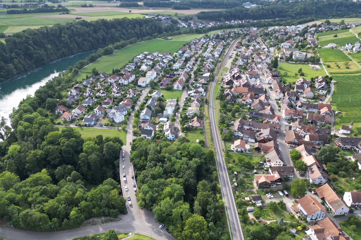 Drei Gemeinden mit Anfangsbuchstaben D haben am meisten Wohnungen mit fünf Zimmern, und alle liegen in der Region. Im Bild: Dachsen, die Nummer 2.