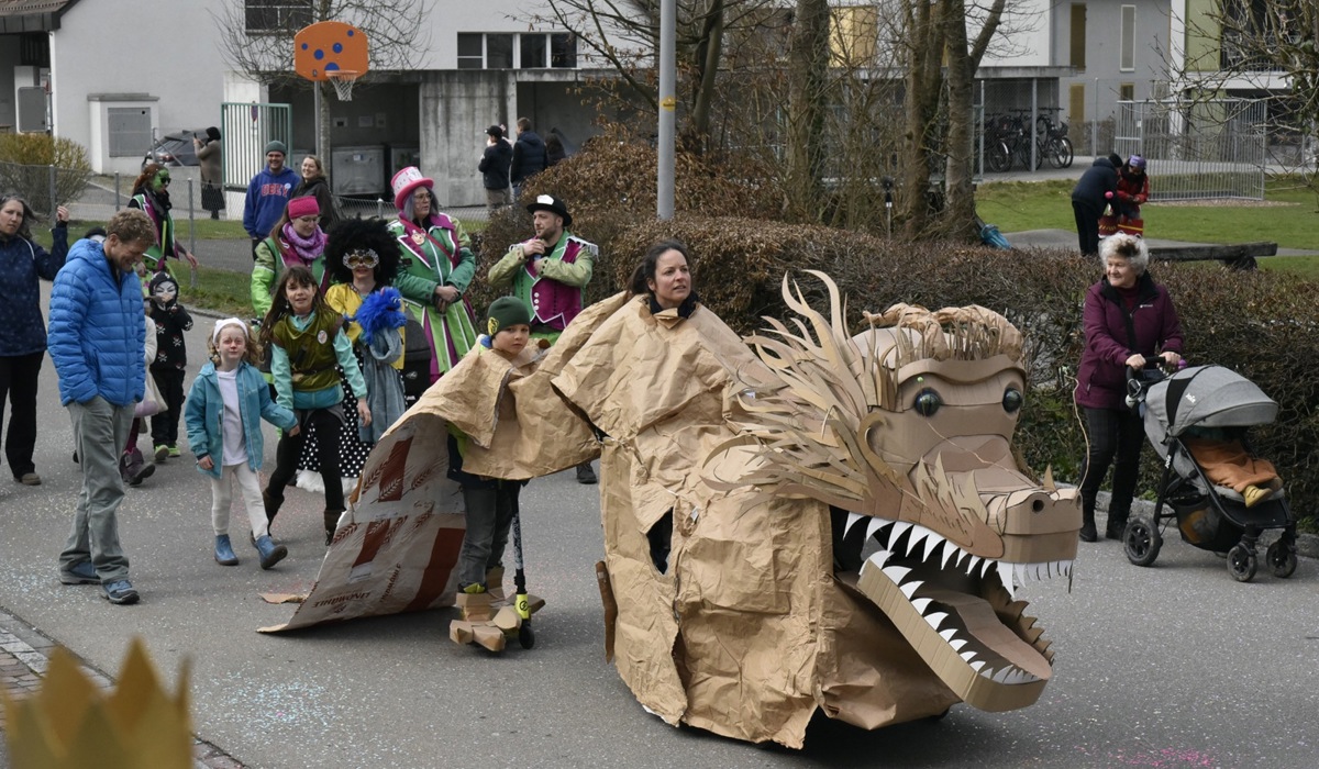 2002_1_drache_cs1.jpg 2002_1_drache_cs1.jpg