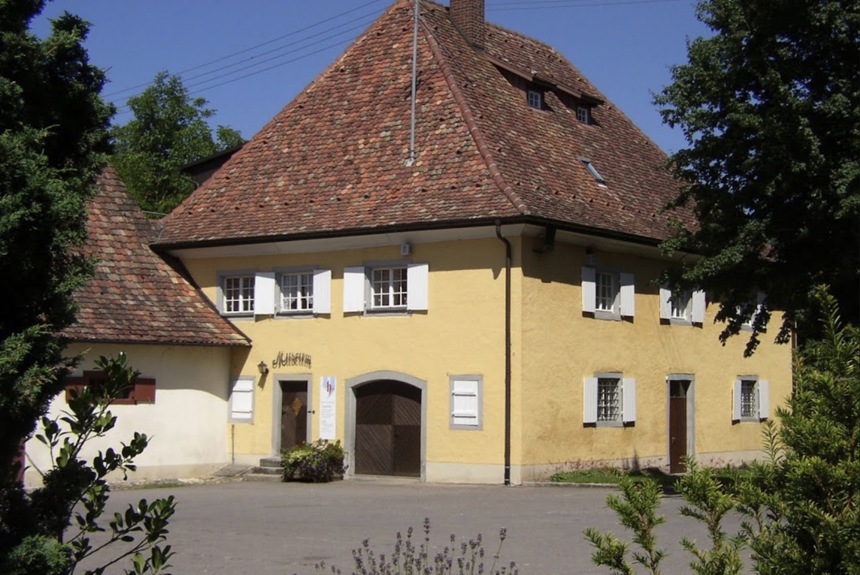 0409 13 Hilzingen Museum Zvg16