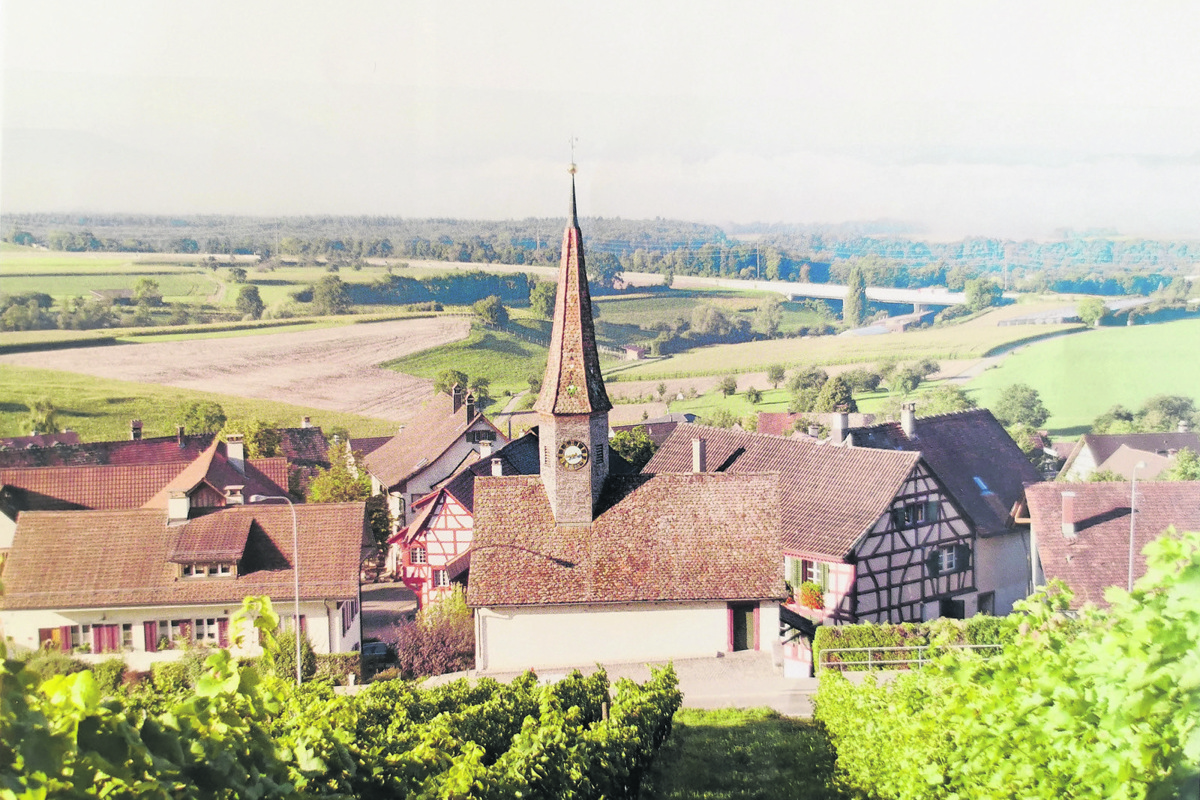 Die «Uhwieser Mappe» zeigt mit zahlreichen Bildern auf