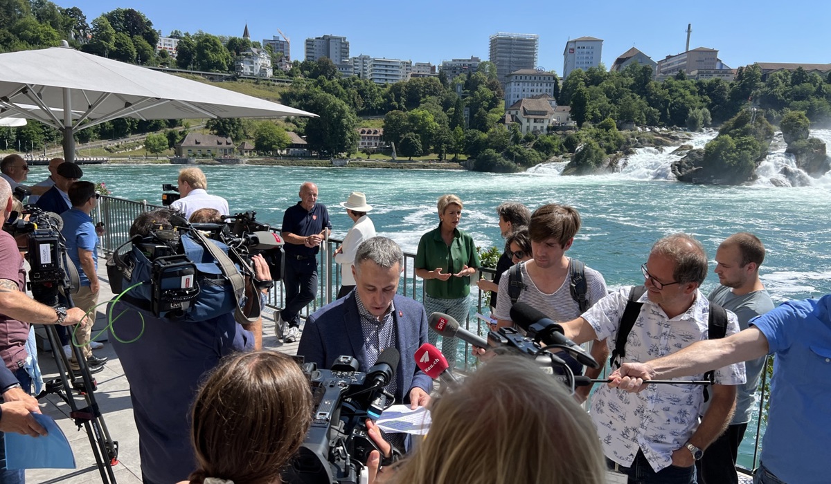 img_02208.jpg img_02208.jpg