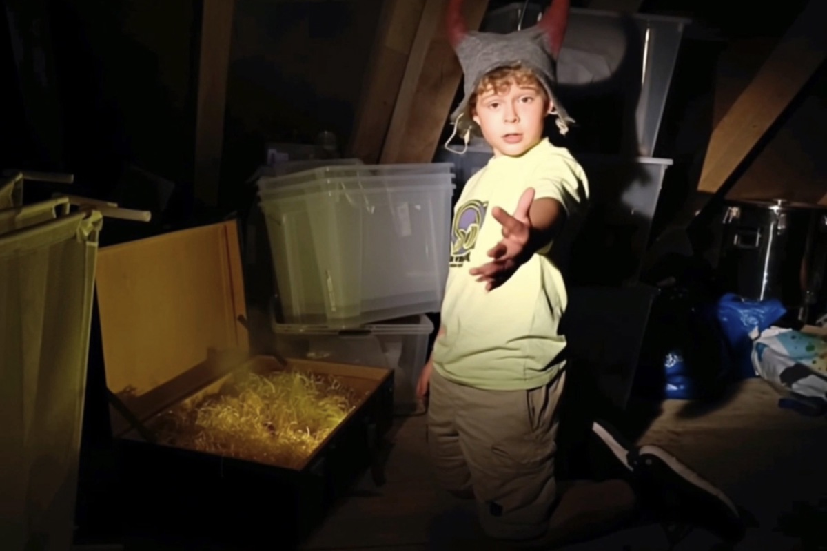 Gleich gehts los für Dario in seiner ersten Kurzfilm-Hauptrolle: «Der magische Hut» hats nämlich in sich.