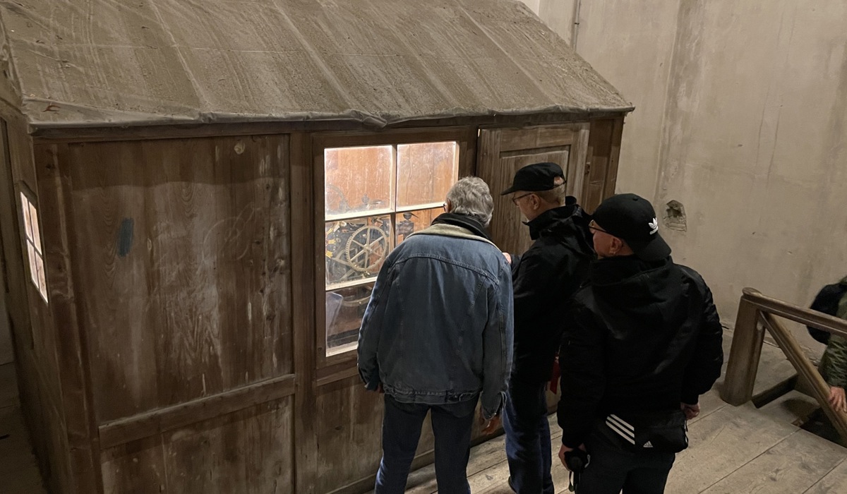 uhrwerk-hat-eigene-hu-tte21.jpg uhrwerk-hat-eigene-hu-tte21.jpg