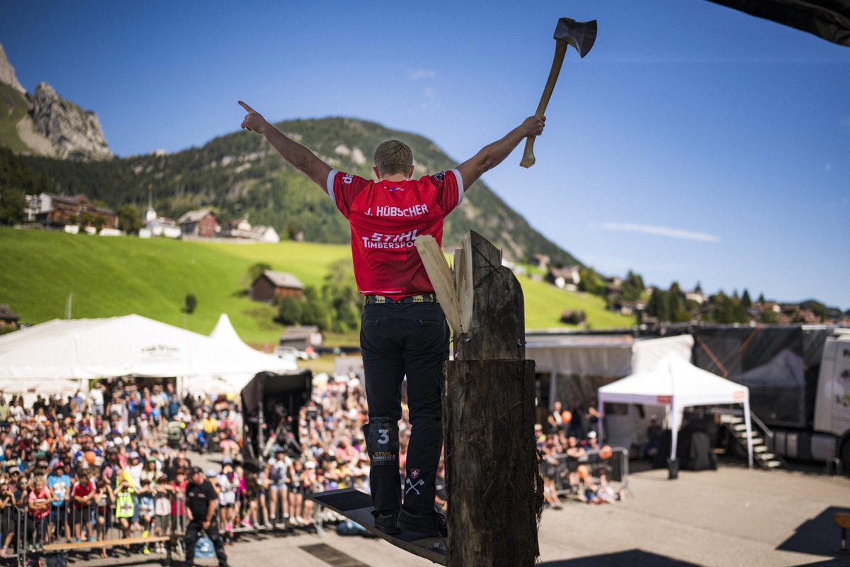 Jeffrey Hübscher gewann die Rookie-Wertung und stellte am Springboard (Bild) einen nationalen Rekord auf.