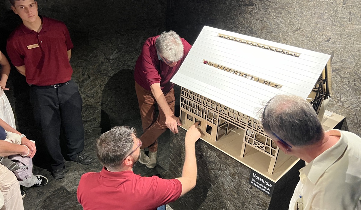 14_aimg_785915.jpg 14_aimg_785915.jpg