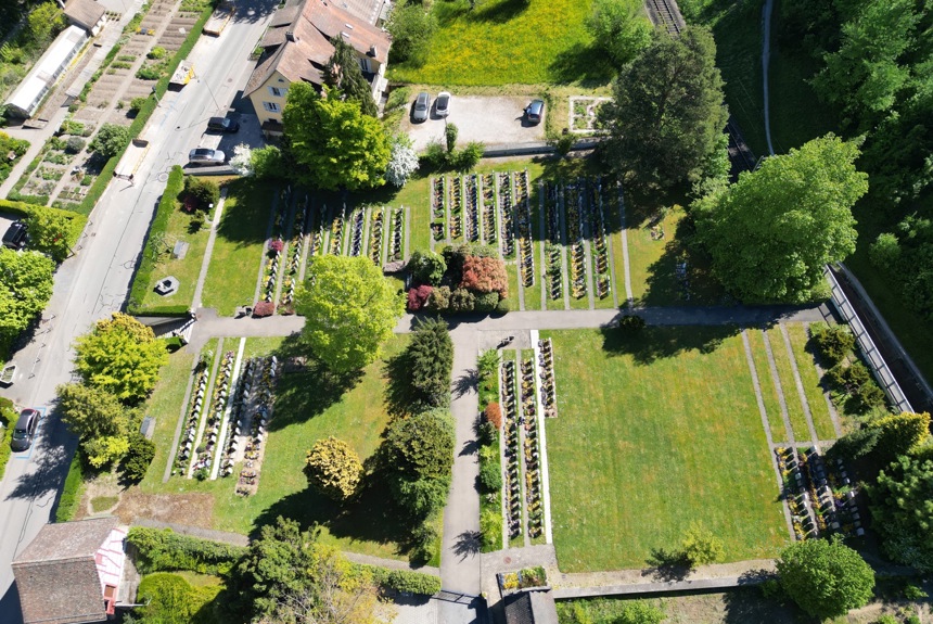 1205 9 Andelfingen Friedhof Spa6