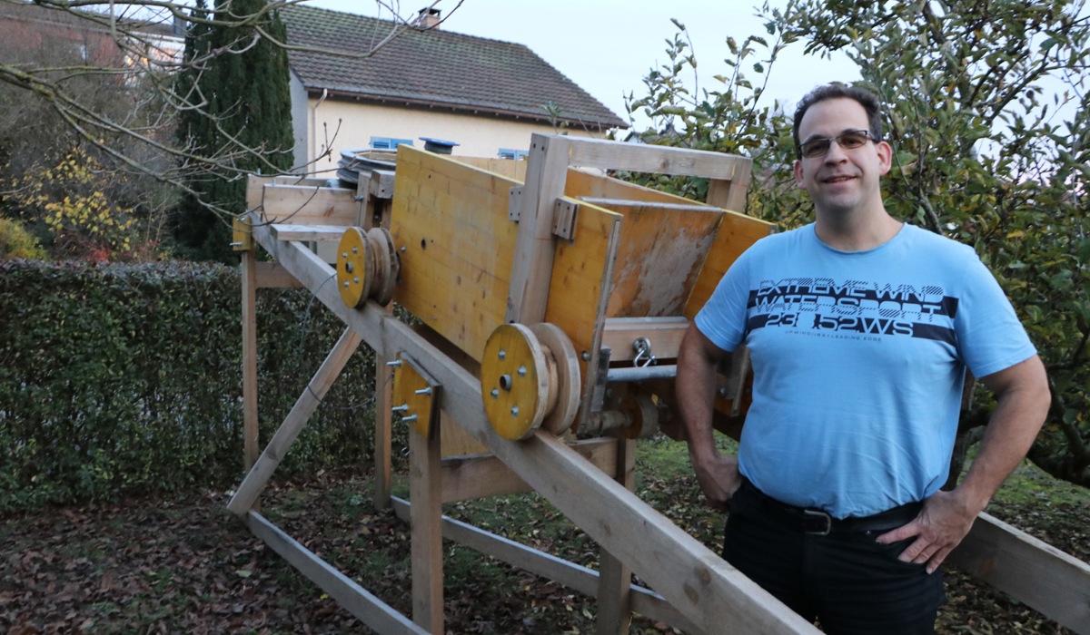 hauptbild-transportbahn.jpg hauptbild-transportbahn.jpg