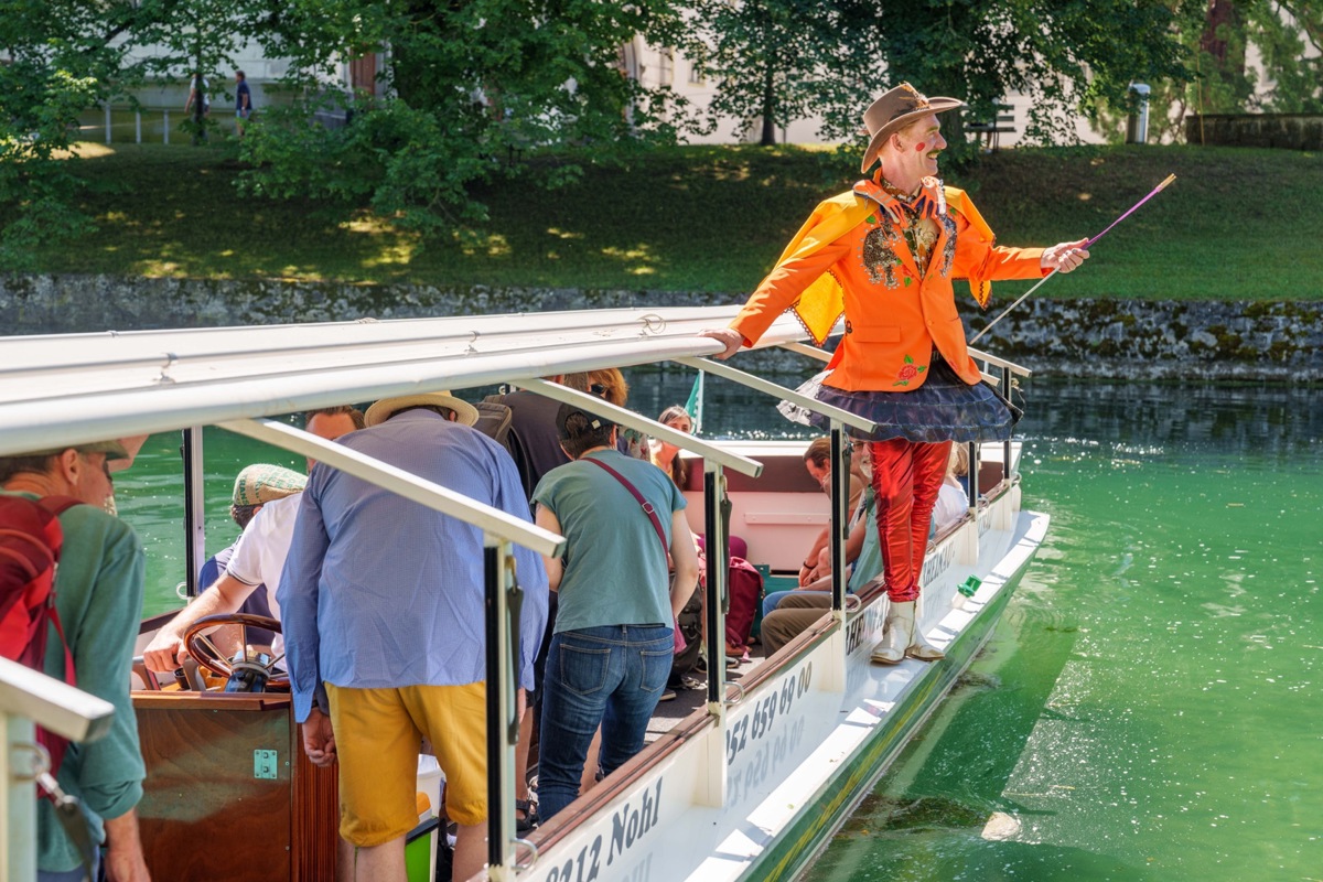Die legendären Inselreisen (hier 2022) führen in sonst verriegelte Winkel.