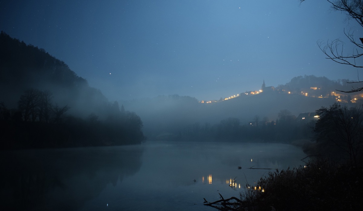 2302_3_abendstimmung-am-rhein-mit-aufziehendem-nebel-buchberg_zvg.jpg 2302_3_abendstimmung-am-rhein-mit-aufziehendem-nebel-buchberg_zvg.jpg