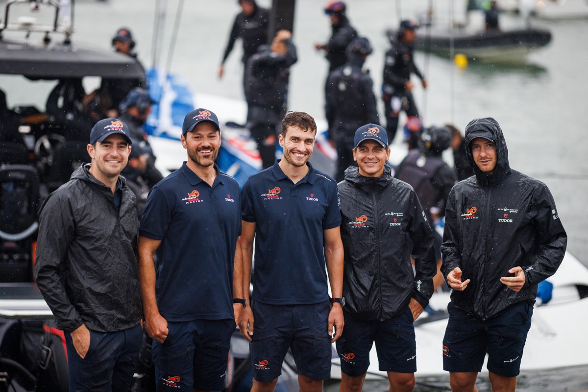 Fünf der sieben Mitglieder der sogenannten Power Group: (v.l.) Augustin Maillefer und Nico Stahlberg Fünf der sieben Mitglieder der sogenannten Power Group: (v.l.) Augustin Maillefer und Nico Stahlberg