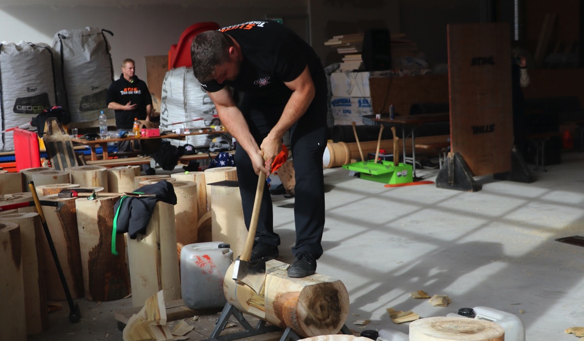 img_235813.jpg img_235813.jpg