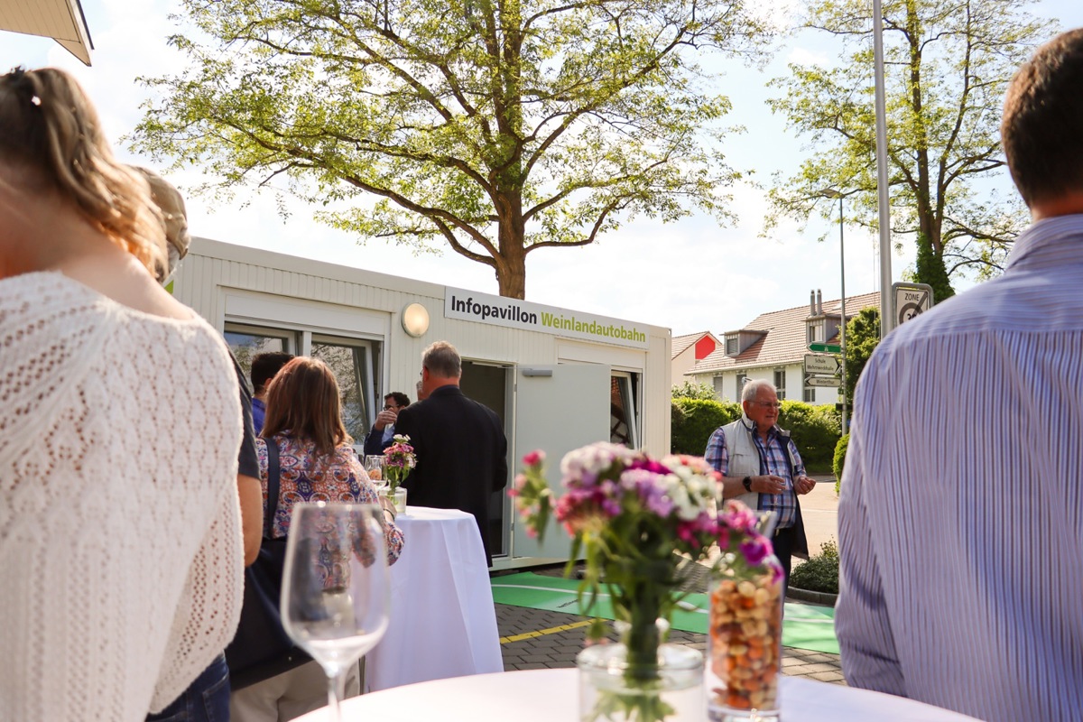 Der Infopavillon des Astra steht noch bis zum 30. Juni in Hettlingen vor der Gemeindekanzlei Der Infopavillon des Astra steht noch bis zum 30. Juni in Hettlingen vor der Gemeindekanzlei