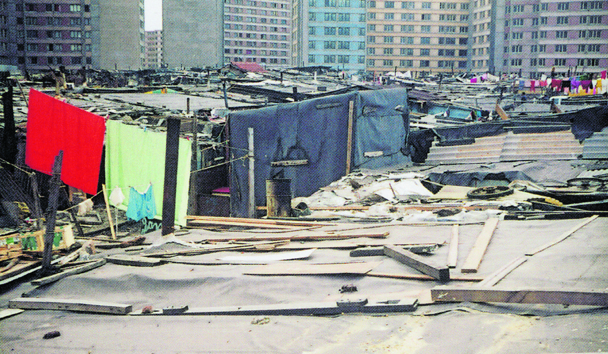 2704_slum_walter_weiss54.jpg 2704_slum_walter_weiss54.jpg