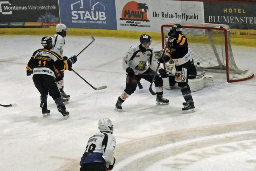 1612 9 Eishockey Zvg12