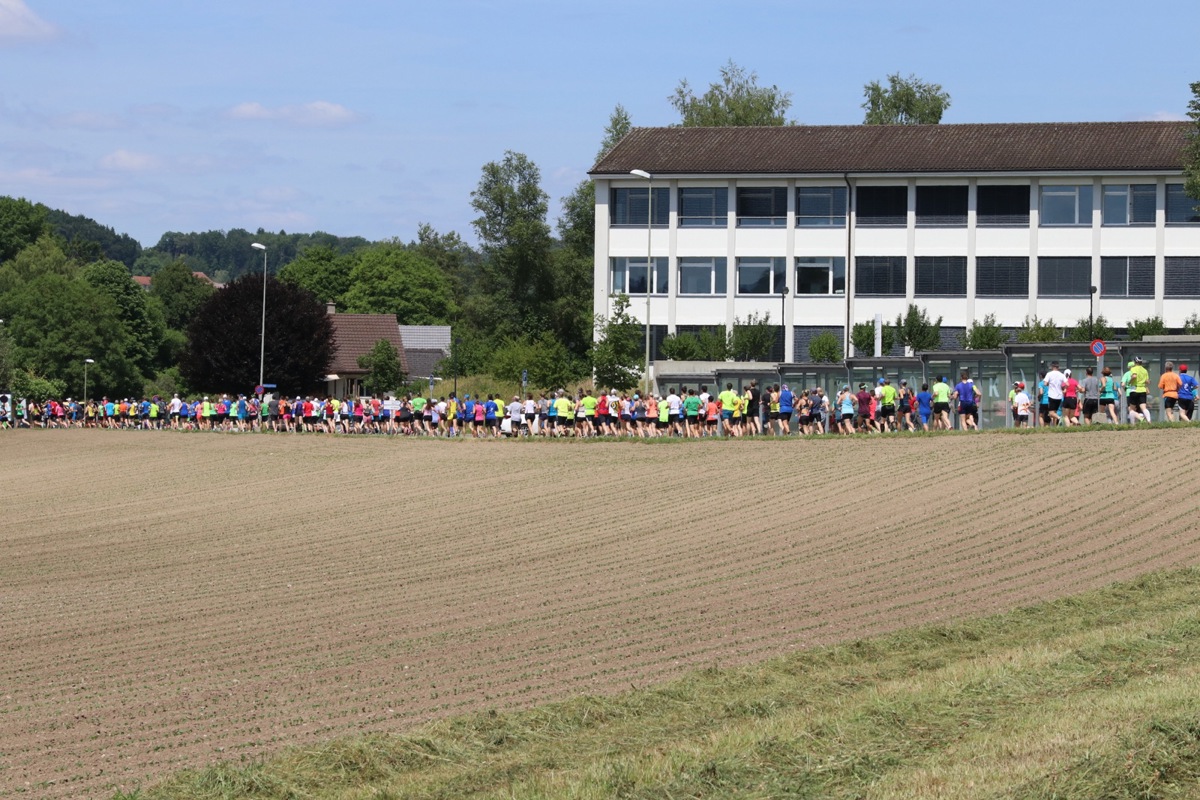 Der Wylandlauf lockt jedes Jahr Hunderte von laufbegeisterten Frauen Der Wylandlauf lockt jedes Jahr Hunderte von laufbegeisterten Frauen