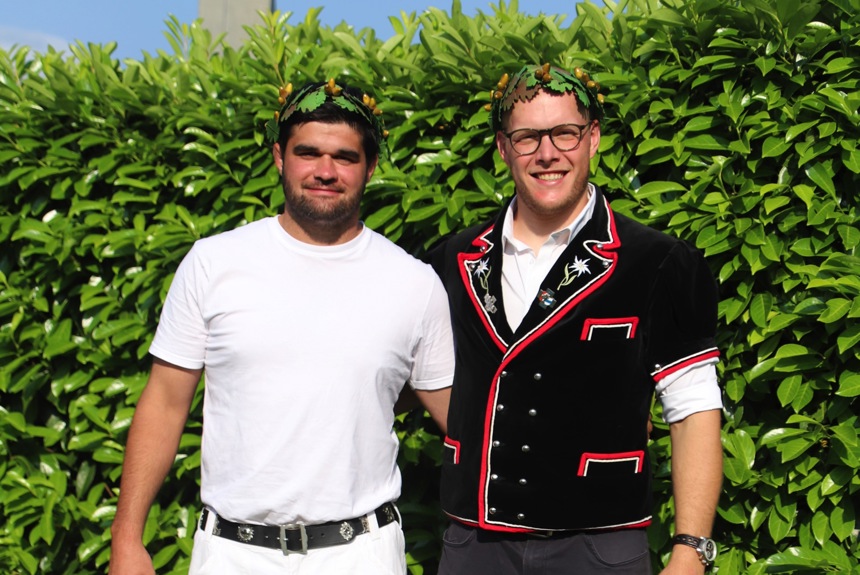 1106 11 Schwinger Zvg10