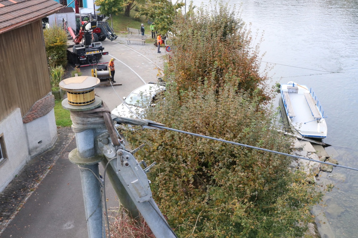 1710 1 Ellikon Am Rhein Ersatz Faehrseil Spa2