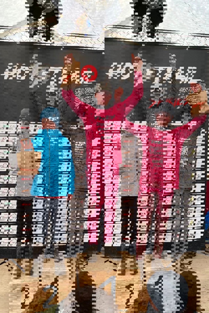 0811 1 Anrissjeromeblum Zvg6 0811 1 Anrissjeromeblum Zvg6