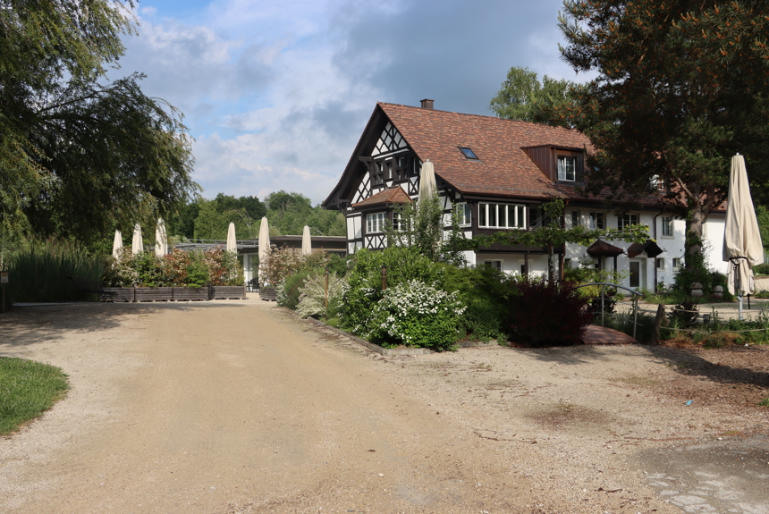 2705 13 Kundelfingerhof St